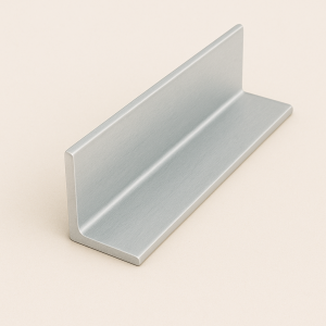 Уголок алюминиевый прессованный бульбообразный 100х92х84 мм 1920 ГОСТ 13617-97 в наличии в Архангельске