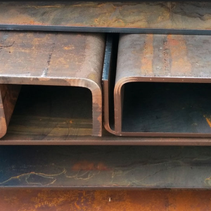 Стальной гнутый х/к швеллер 100х120х8 40х в наличии в Архангельске